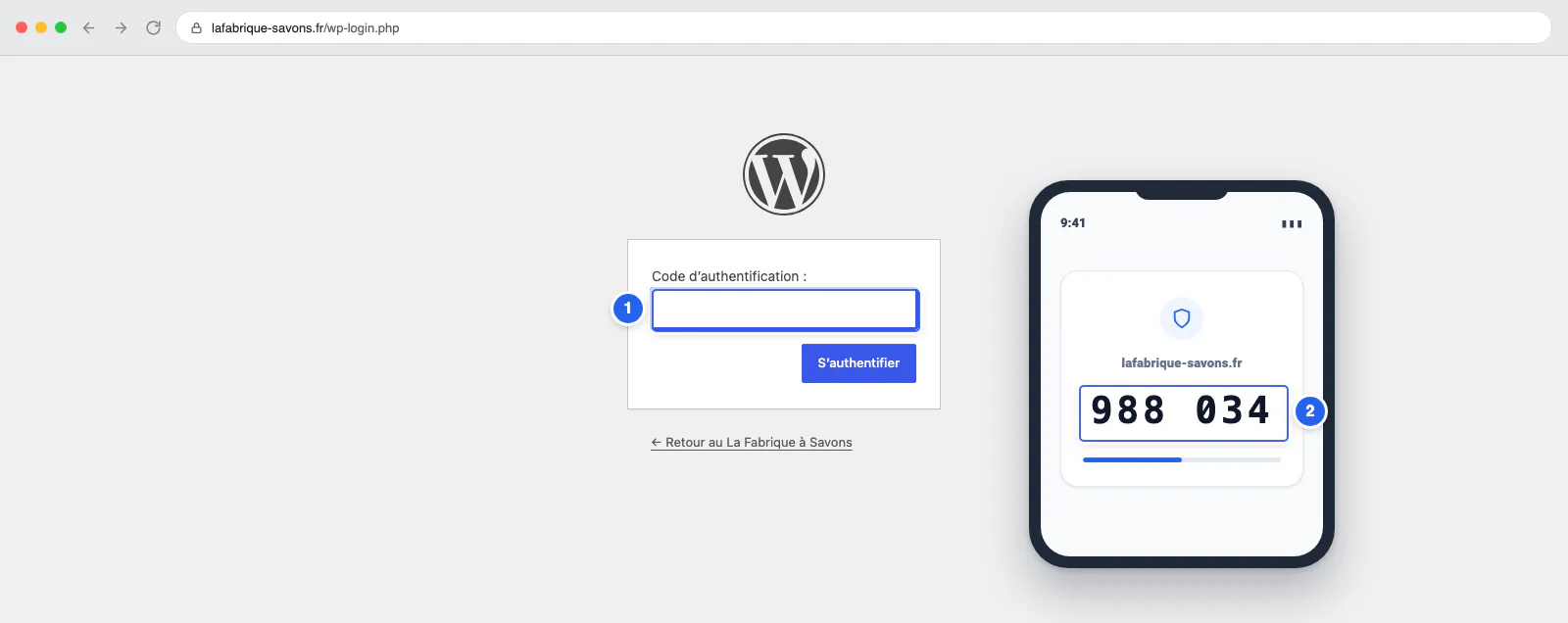 Écran de connexion WordPress demandant un code à six chiffres, à côté d'un téléphone affichant ce code dans une application d'authentification.
